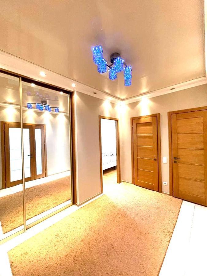 Large, Comfortable Apartment Kişinev Dış mekan fotoğraf